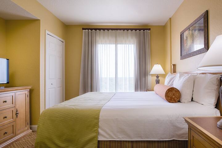 Bonnet Creek 1 BR Located on Disney Property