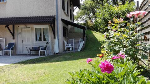 Challes les Eaux,  nice studio in the greenery