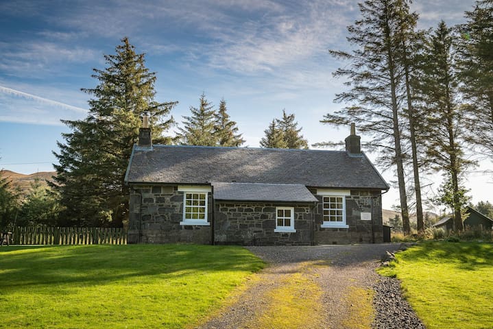 Knock Cottage, Benmore Estate