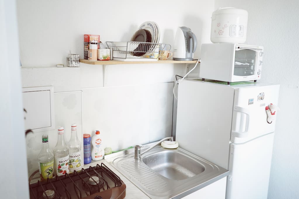 Kitchen.
Кухня.