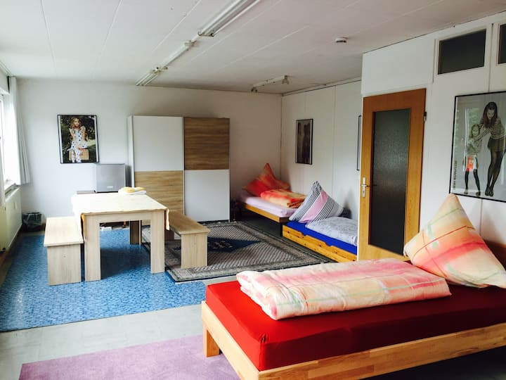 Carli's Bed-no-breakfast - Heart Of The City - Friedrichshafen