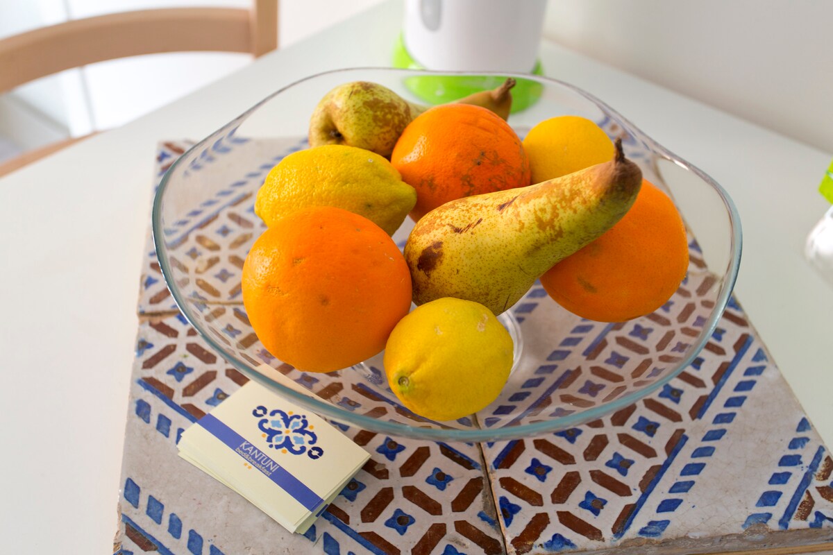 Top performing Airbnb: Kantuni your cozy flat in the heart of Palermo in Palermo