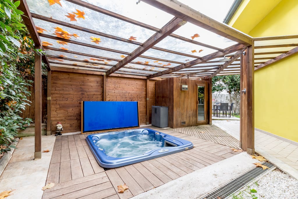 Outdoor heated Jacuzzi