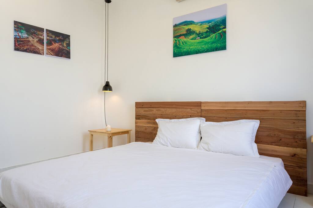 Spacious room with Kingsize bed