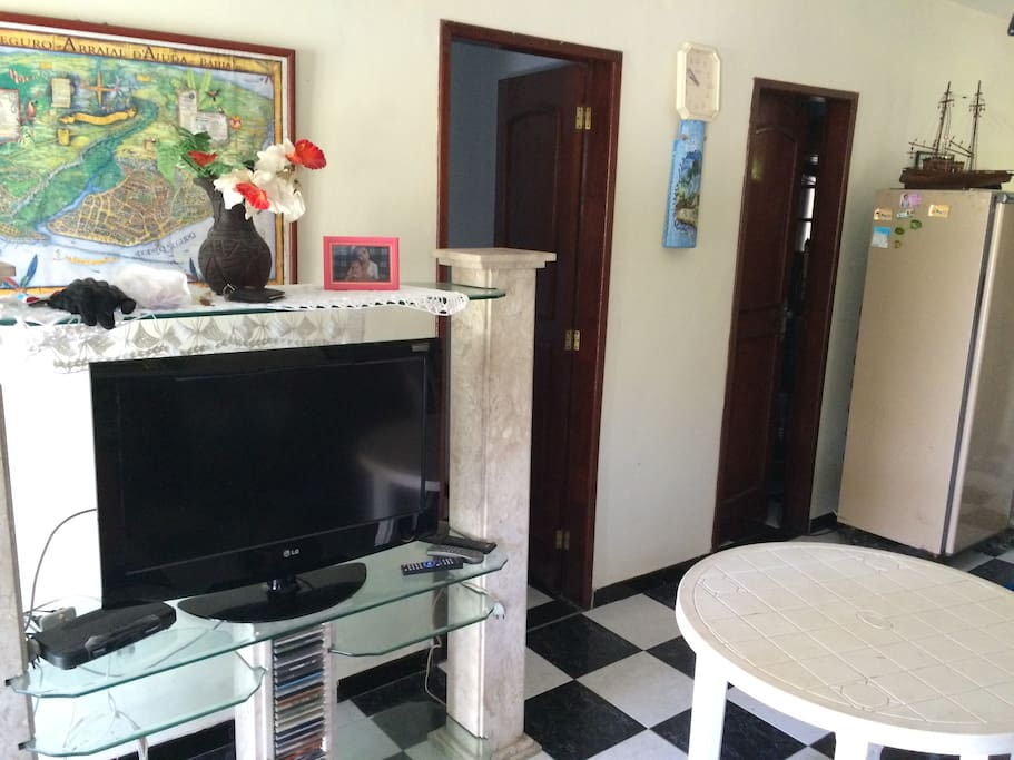 Visão da sala e entrada dos quartos