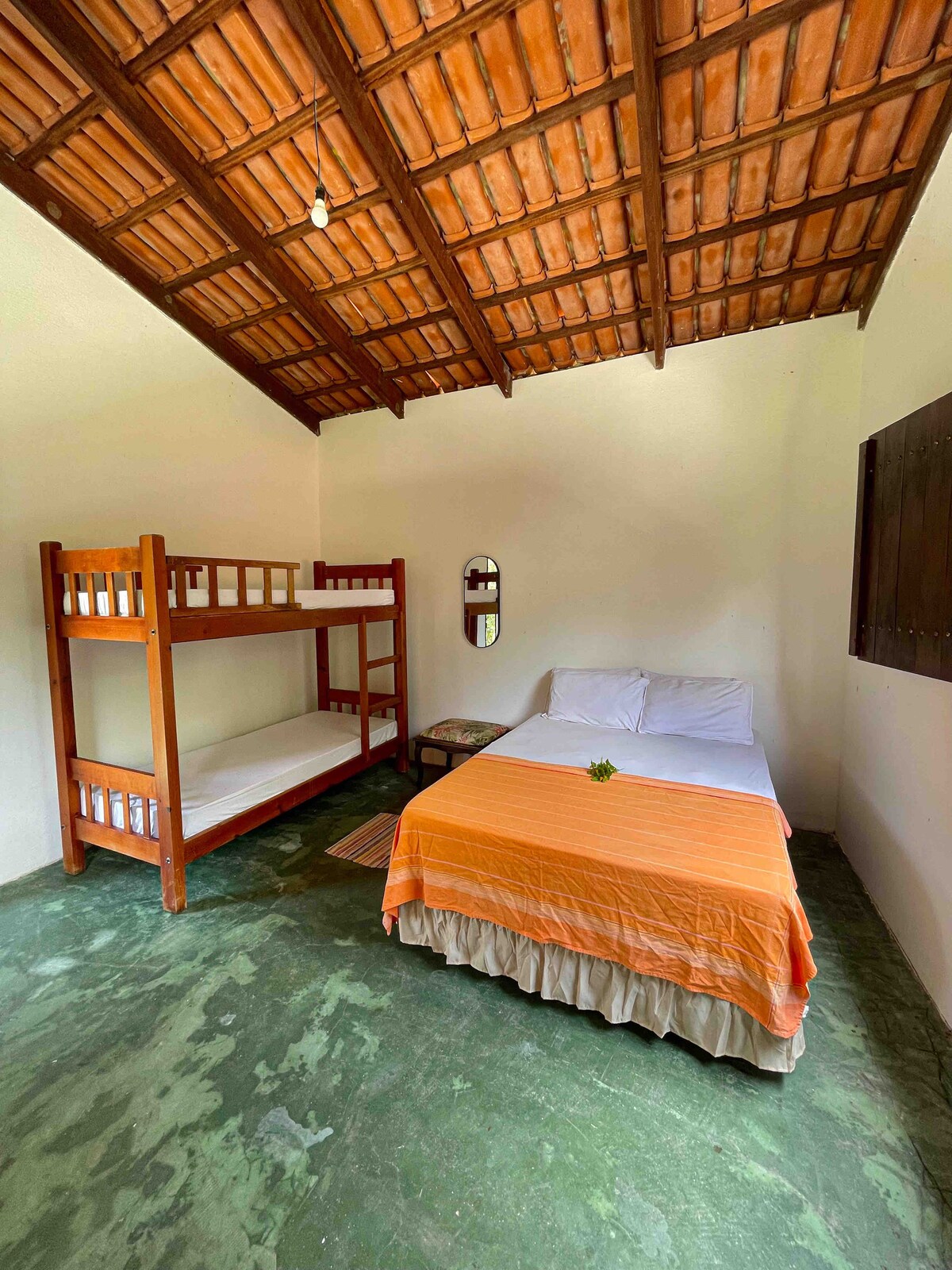 Соба за 4 лица