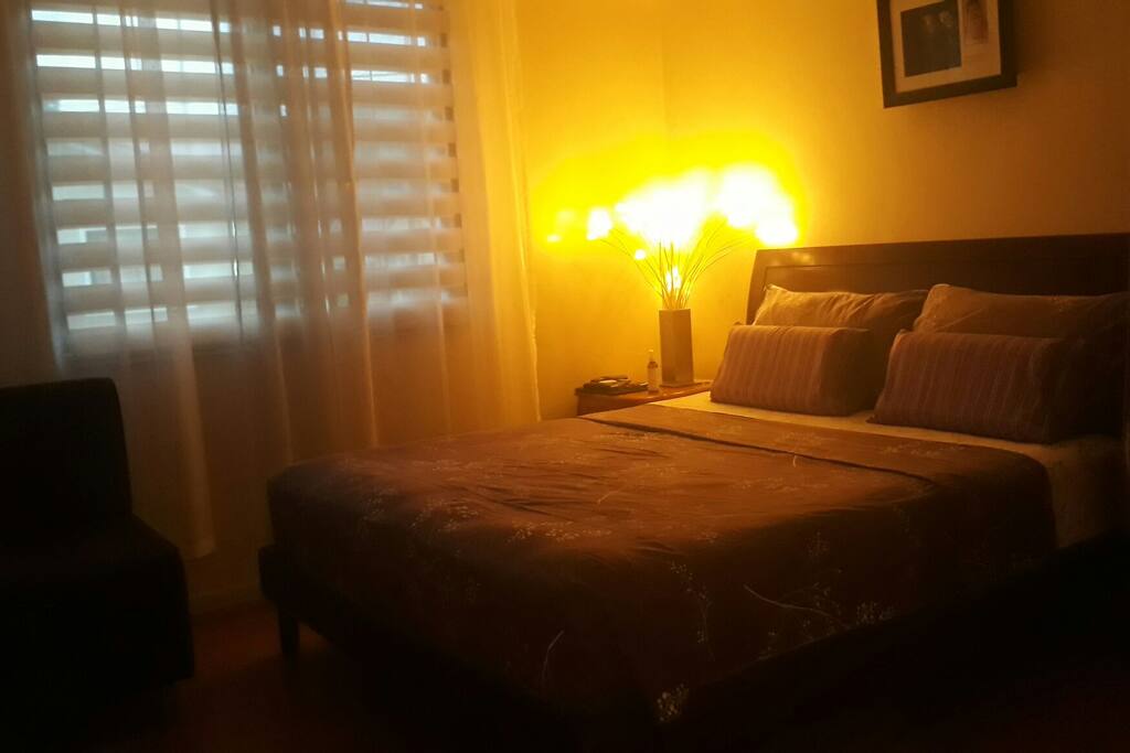 BR1 - Our honeymooners suite room in night mode mood.
