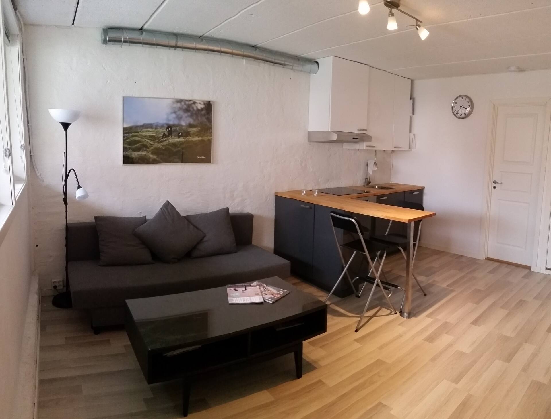 Parking, wifi and patio near BI and Akerselva