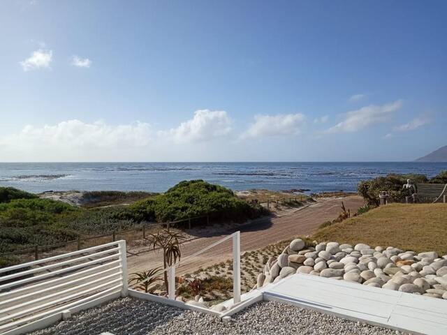 Ocean Sanctuary, uninterupted extensive Sea Views