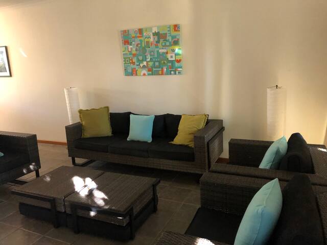 3 bedroom villa in a resort gallery image 2