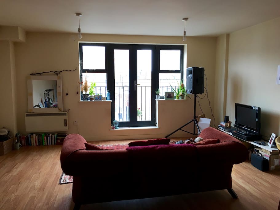 Beautiful sun spot in the morning, great for a yoga routine. The sofas very comfy if you just want to watch the world go by. Sky TV there in the corner with all box sets and loads of DVDs for a quiet evening in.