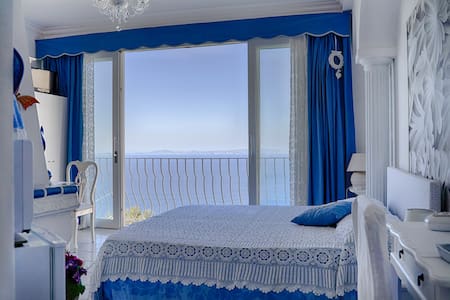 B&B - Il Bacio di Capri (Sea and Sunset View)