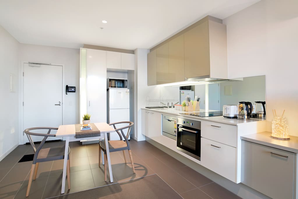 Kitchen & Dining area