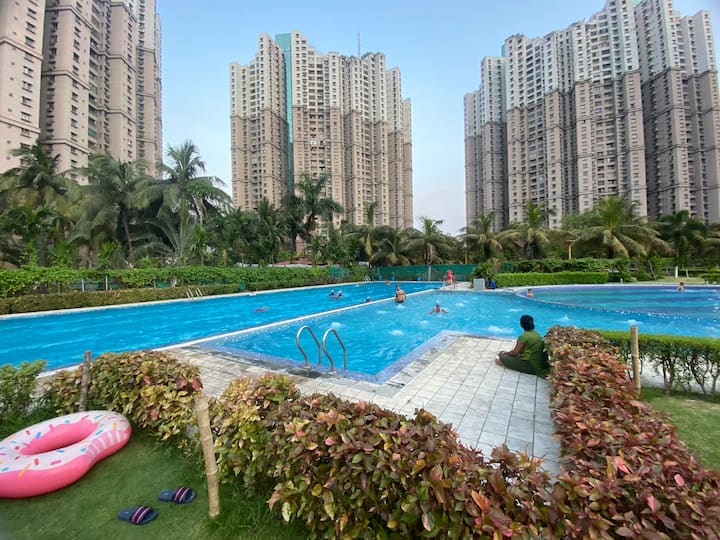 3 Bhk In South City Condo,  Centrally Located - Howrah