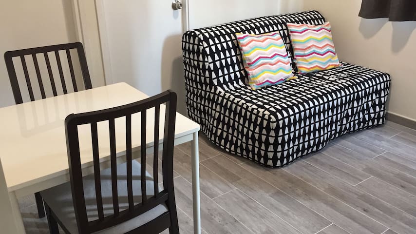 全新裝旺角朗豪坊對面2分鐘地鐵可住5人New Reno Apt 2 min Mongkok MTR