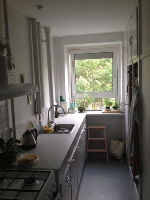 Kitchen with all you need.