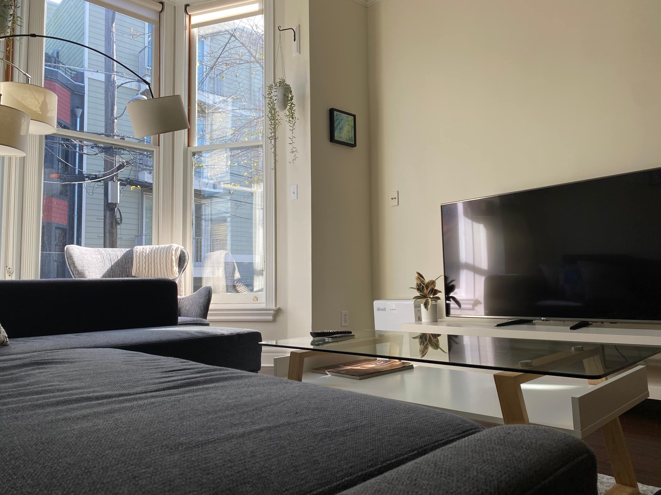 Condo in San Francisco · ★4.97 · 2 bedrooms · 3 beds · 2 baths - Image 3