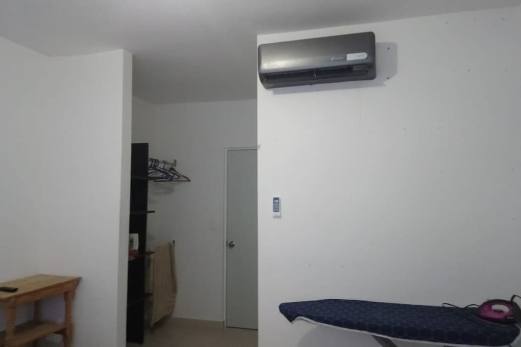 Recamara 1 clima, closet