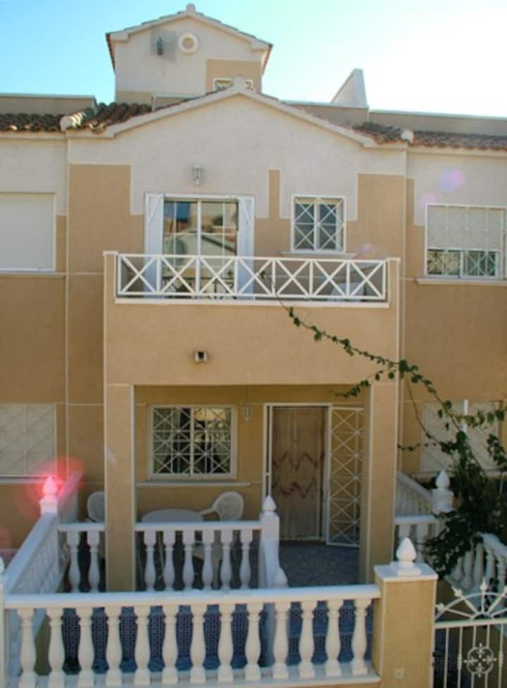 Beautiful Torrevieja Town house Houses for Rent in Torrevieja