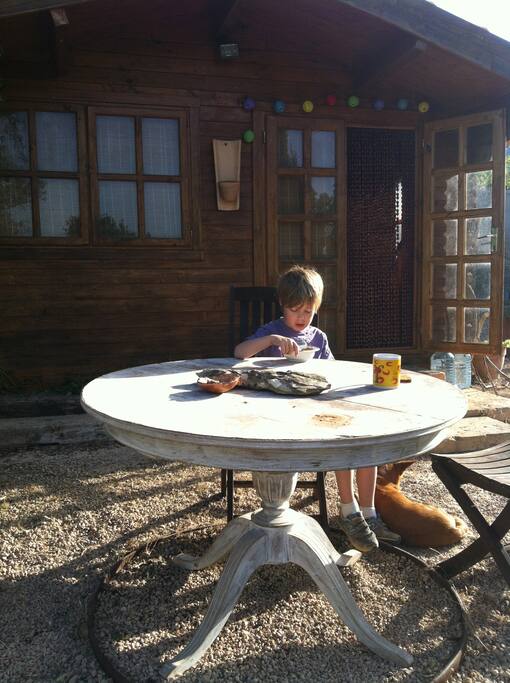 Breakfast in the sun makes the food taste even better ;-)