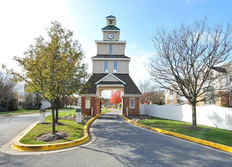 Entrance To Our Beautiful Condo Community!