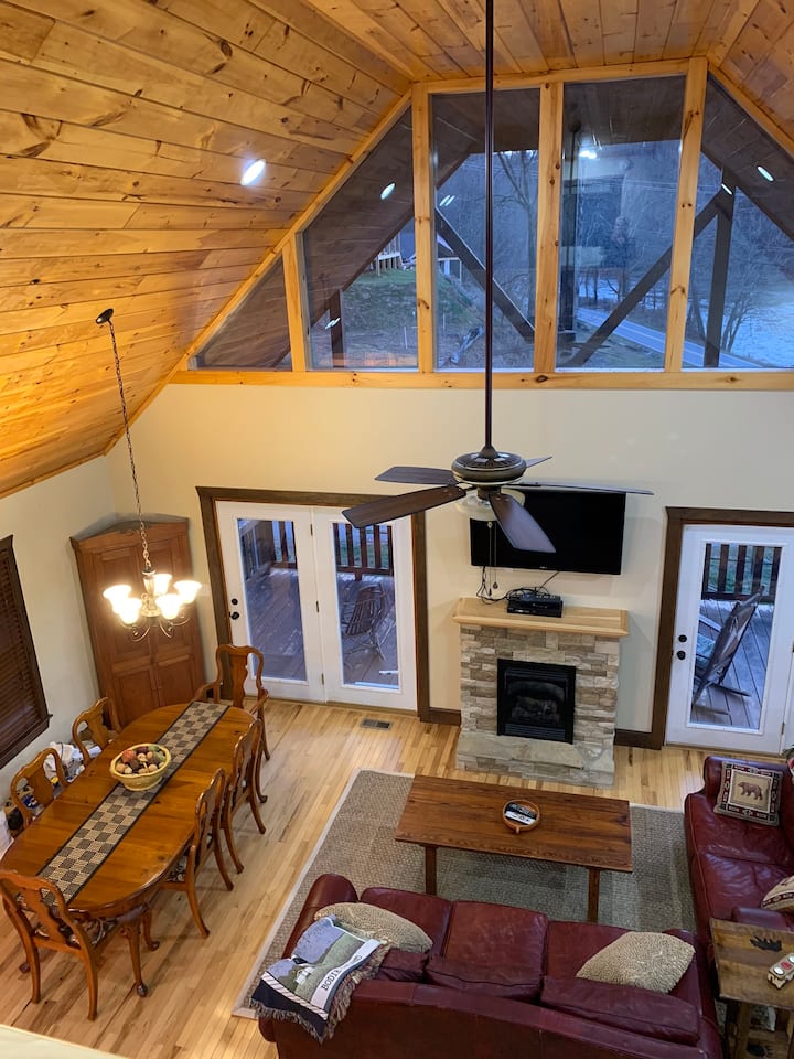 Dog Friendly Tuckasegee River Rental - Sylva, NC