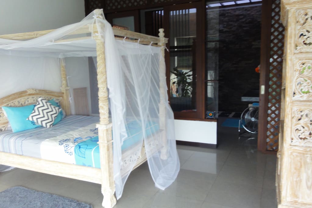2 Bedroom upstairs with enclosed Bathroom