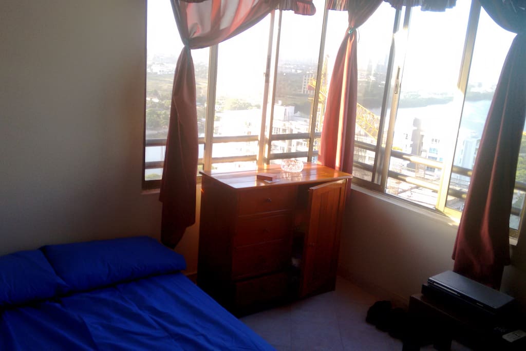 Ample bed for a couple