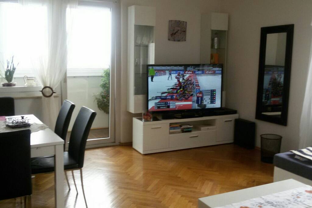 Wohnzimmer u Schlafraum