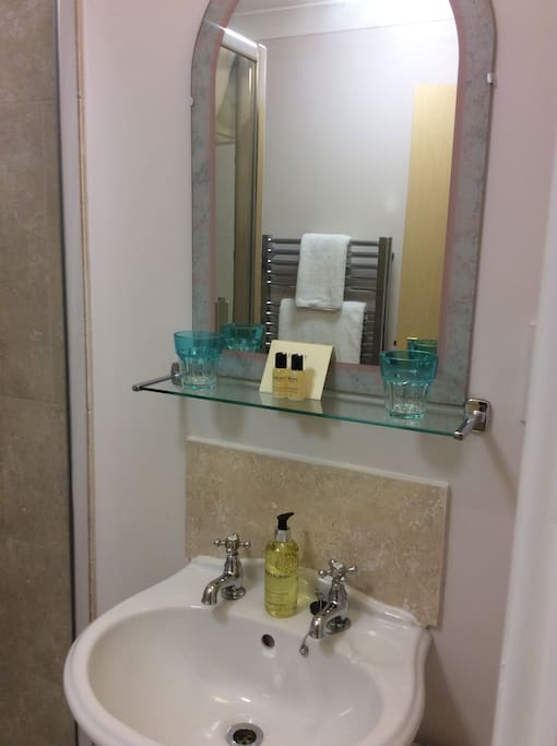 En suite Bathroom