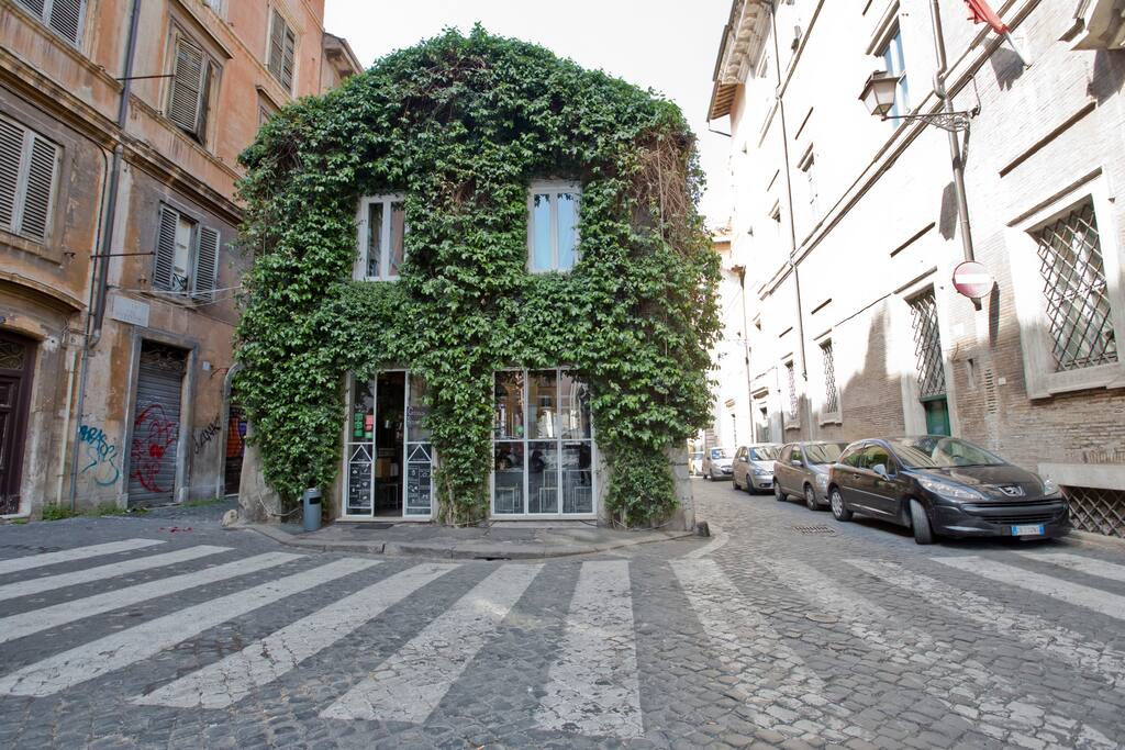 La casetta: Esterni