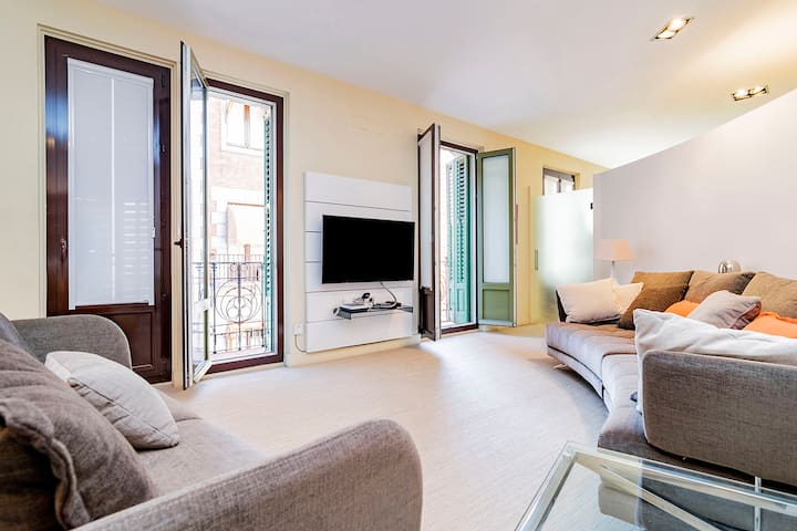Lujoso Apartamento En Barrio La Latina - Centro - Madrid