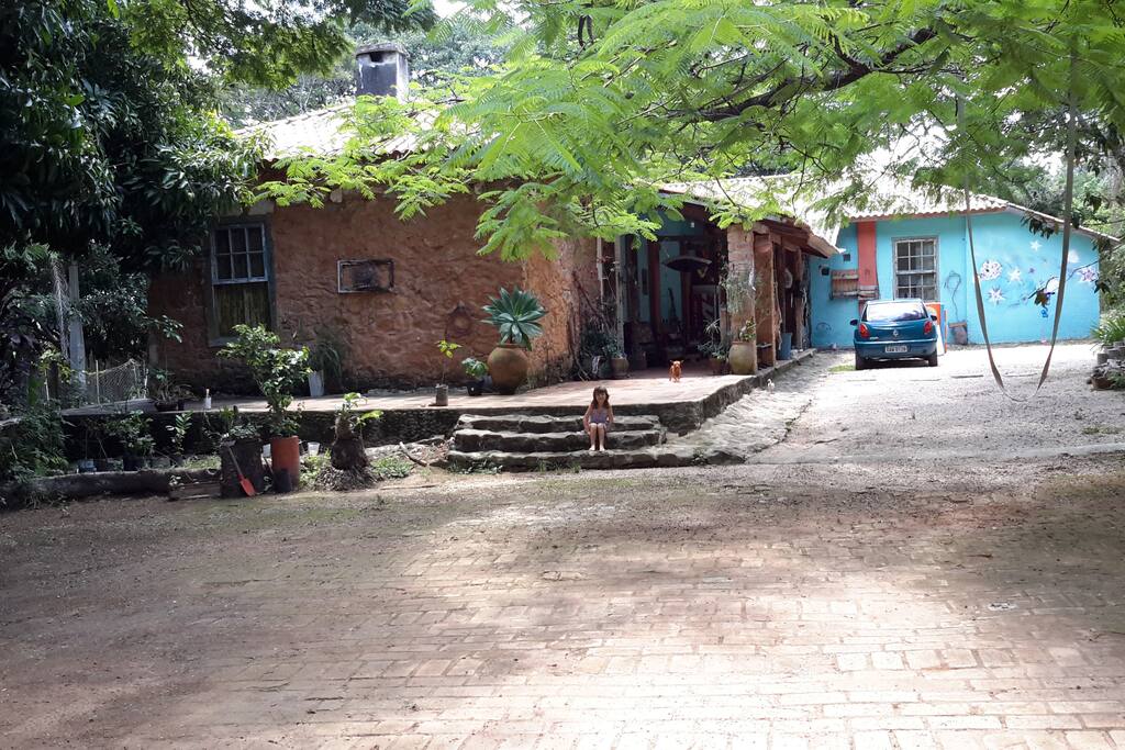 Pátio de entrada da casa