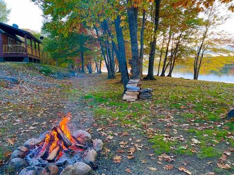 Rustic Cabin on the Penobscot River
