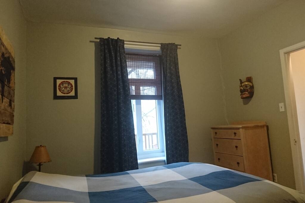 La chambre / Bedroom