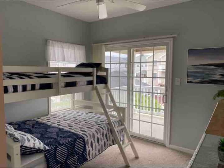 Chambre n °3 - lit jumeau sur lit complet