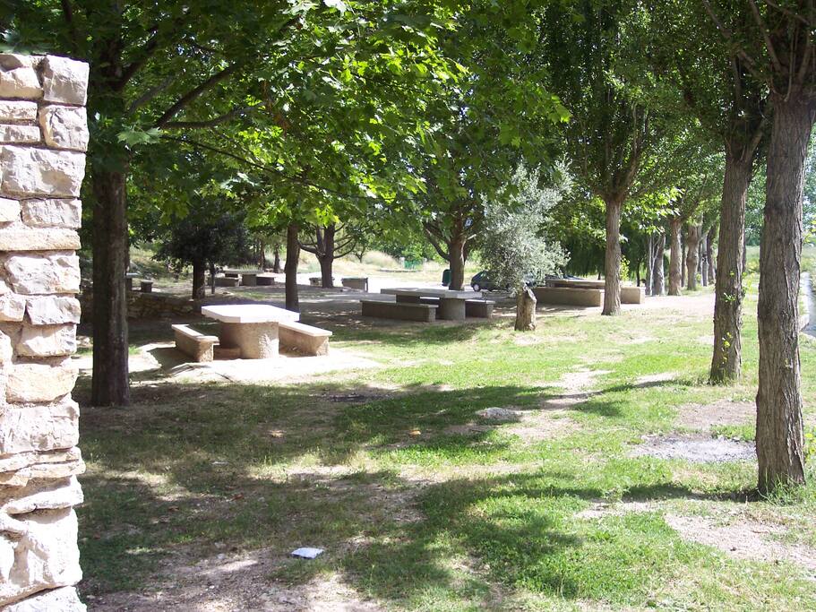 Cercanias de la casa( las tosquillas )