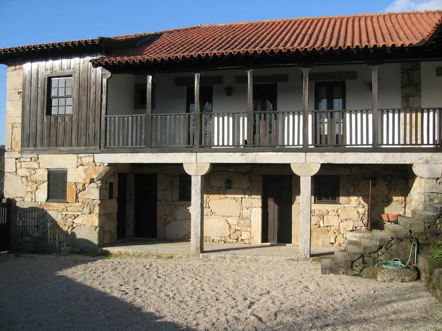 Alpendre das Tílias