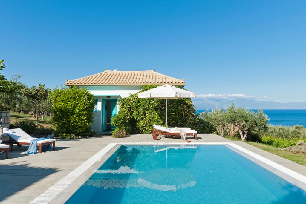 Infinity pool