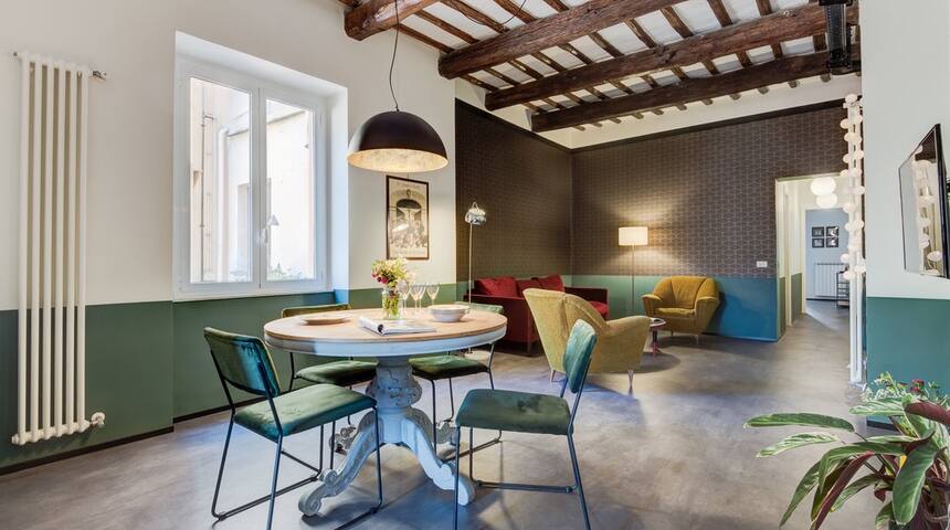 Charming S.Cecilia with balcony in Trastevere gallery image 4