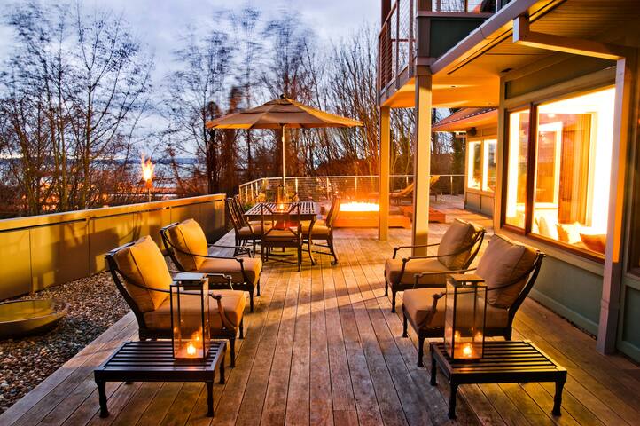 Luxury Queen Anne 3bd2ba Sunset&Sea View Furnished gallery image 4