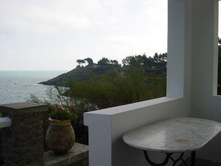 Holiday house on the coast