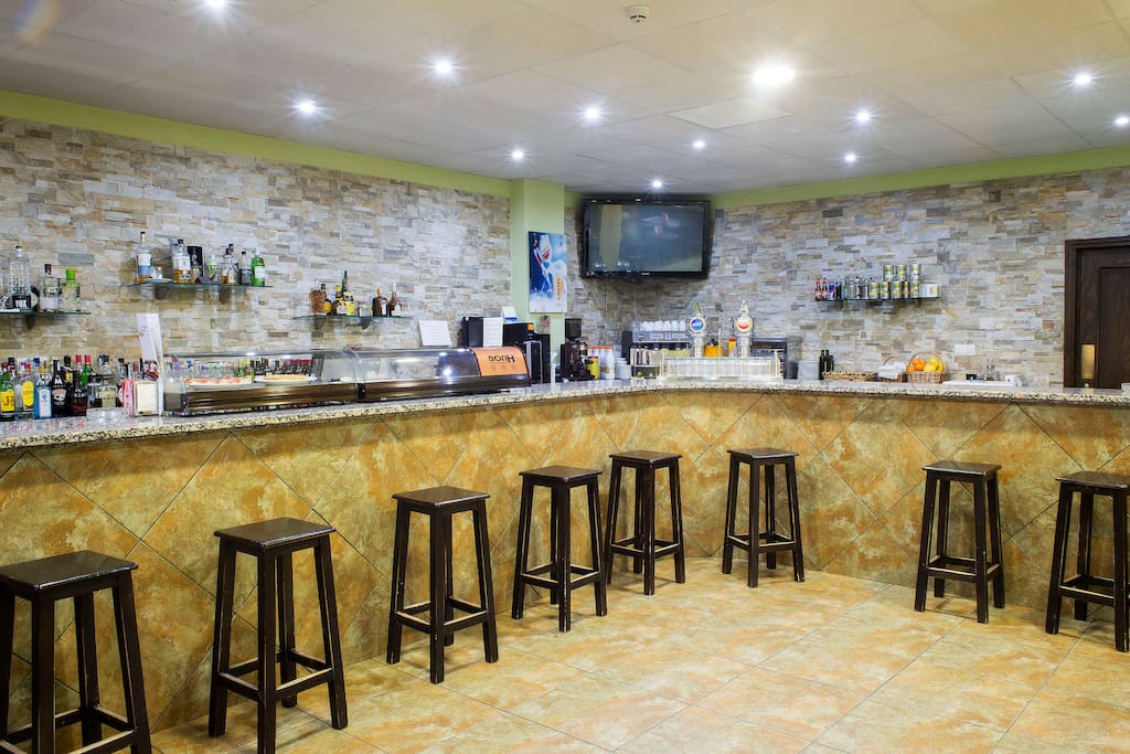 CAFETERIA CON GRAN VARIEDAD DE PRODUCTOS ARTESANOS
