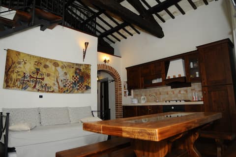 Top Airbnb: "The Ghibelline's residence" a Tivoli