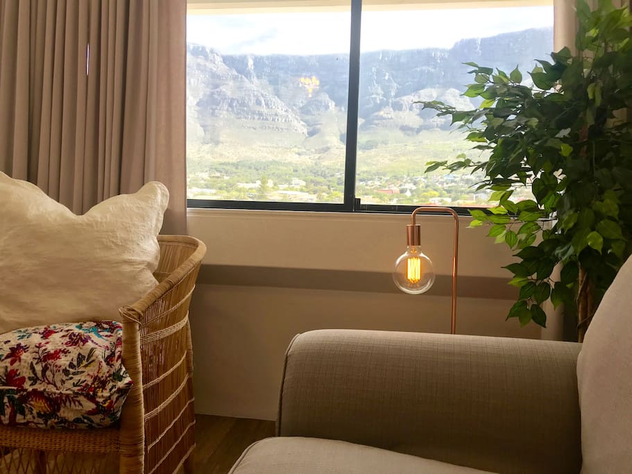 Panoramic views of Table Mountain.