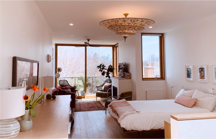 Trinity Bellwoods Open-Concept Century Home