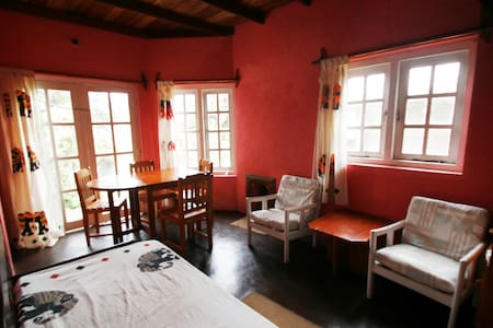 Sincere Wilderness,Stunning Loft atop Nuwara Eliya