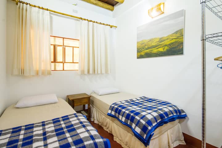 Ground floor, with 4 rooms, fit 8 people in the 4 rooms and 3 bathrooms