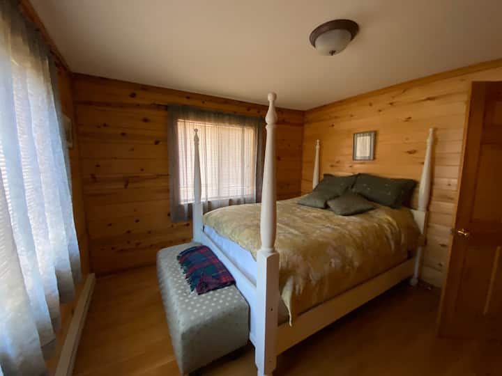 Room #3- Has a queen size bed and located on the main floor of the house