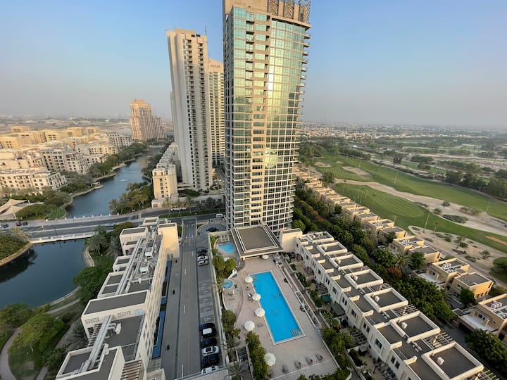 Cozy & Great View Apt Golf Tower,greens, Golf View - 杜拜